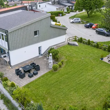 Exclusive vacation home with conservatory, sauna and wallbox