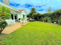 A Super-Comfortable Nature Villa Facing the Sea, with a Hot Tub and Sauna. - 民宿