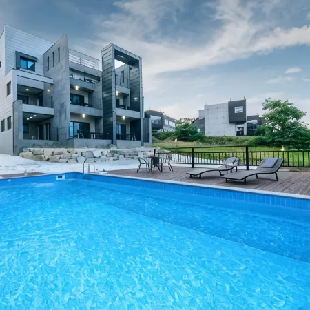 Pohang Good's Pool Villa