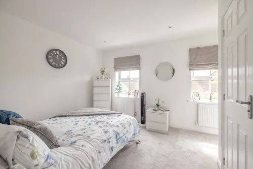 Stylish 3-Bed House in Langley|Drive - By Tempstay - 2-stjärniga