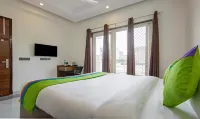 Treebo Grand Vista - 62 Hotels in Noida