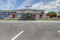 Motel 6 Front Royal, VA Hotels near Riverton Commons