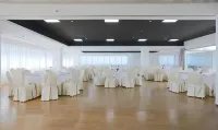 Hotel Villa Odon فنادق في فيلافيسيوسا دي أودون