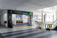 Modern Luxury Studio @ Seri Kembangan Hotels in Seri Kembangan