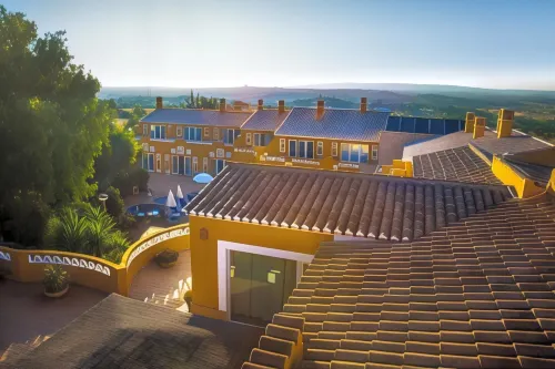 Montinho de Ouro Hotels in Luz