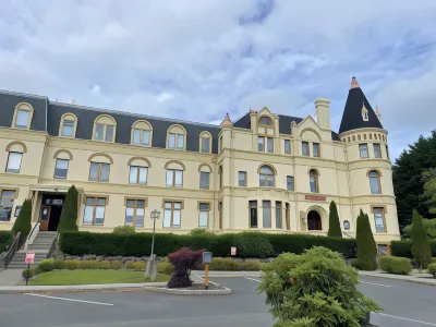 Manresa Castle Отели в г. Порт Таунсенд