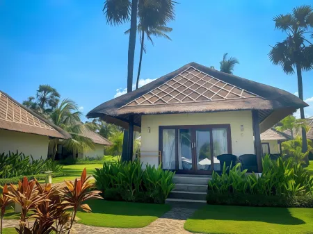 Kubu Indah Dive & Spa Resort