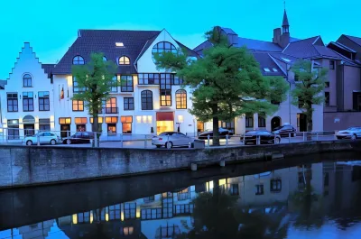 Golden Tulip Hotel de Medici Hotels near Boudewijn Theme Park and Dolfinarium