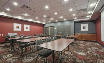 La Quinta Inn & Suites by Wyndham Harrisburg-Hershey