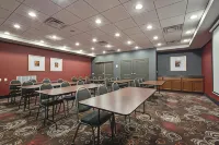 La Quinta Inn & Suites by Wyndham Harrisburg-Hershey Hotels in West Hanover Township