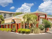 Days Inn by Wyndham Fort Walton Beach