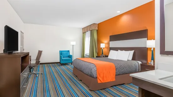 Days Inn & Suites by Wyndham Katy