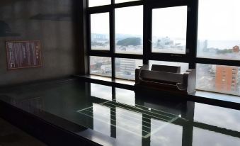 Matsue Universal Hotel - Housity