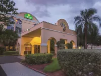 La Quinta Inn & Suites by Wyndham Miami Lakes