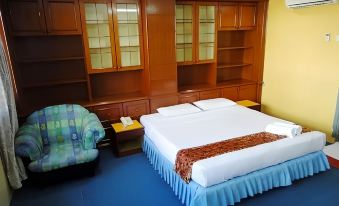 Hotel K T Mutiara