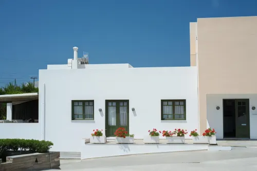 Ostria Hotel & Apartments Hotels in Gavrio