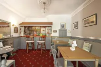 Bridgeside Guest House Hotels in East Looe