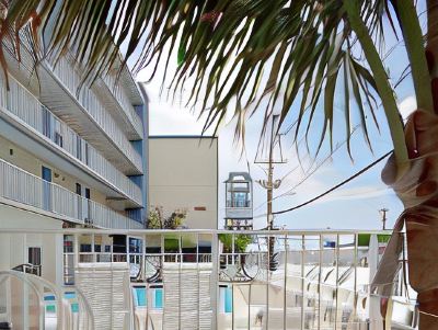 Outdoor Swimming Pool