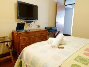 Suite Service Apart Hotel