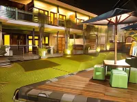 JavaCove Beach Hotel