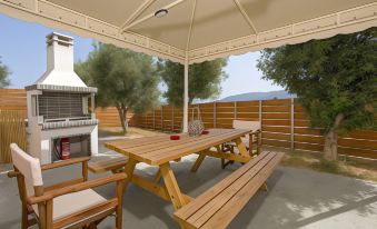 Tumeremos Holiday Apartment for 8 People, Private BBQ Area