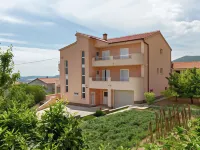 Beautiful Apartment in Between Split and Trogir