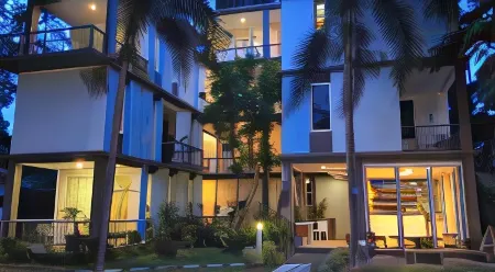 White@Sea Resort