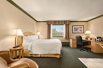 Travelodge by Wyndham Dawson Creek Các khách sạn ở Thung lũng Dawson