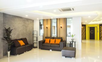 The Circle Hotel