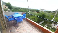 Friends House - Borsh Hotel - con vistas al mar