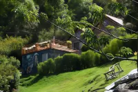 Twelve Hummingbirds Andes Retreat Hotels in 