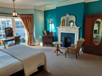 Donington Manor Hotel Hotels in Melbourne