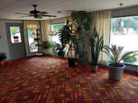 Melody Motor Lodge Hotels in Dunbar Township