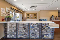 The Atrium Hotel - SFO Airport Free! - Shuttle Bus - Parking - Wifi - parking