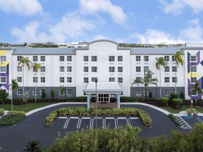 Spark by Hilton Miami Doral