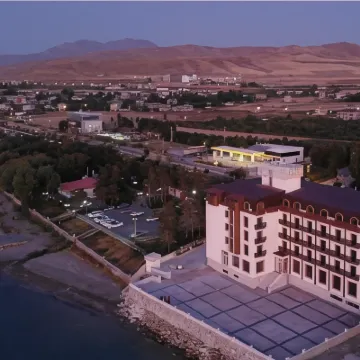 Ramada by Wyndham Van Hotels near Van Airport - VAN