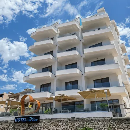 Sea View Hotel