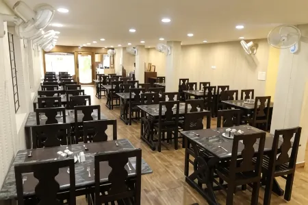 Sri Gnana Vedha Beach Residency Отели в г. Нагапаттинам