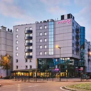 Moxy Annecy Hotels near Jardins de l'Europe