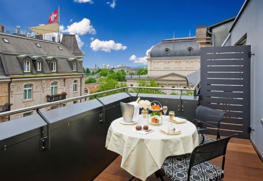 Hotel Opera ZurichOver view