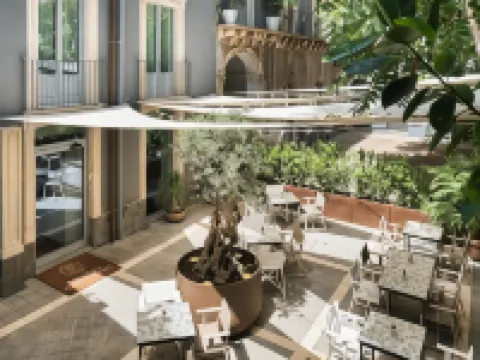 桑喬吉歐宮酒店 卡塔尼亞省酒店