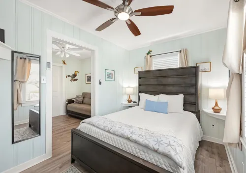 The Grand Guesthouse Hotels in Monroe County