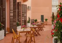 Antonio's Hostal - 2-Star