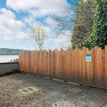 Waterfront Studio Apartment. Perfect for work or play.