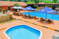 Mbale Resort Hotel - ที่มีสระว่ายน้ำ