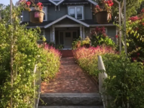 Greenwood Bed & Breakfast Hotels in Gilmer