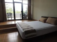 Montana Resort Hotels in Cisarua