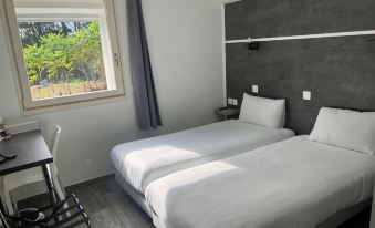 Contact Hotel Arc-En-Ciel - Reouverture - Entierement Renove