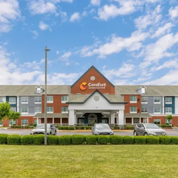 Comfort Inn & Suites Hampton Near Coliseum