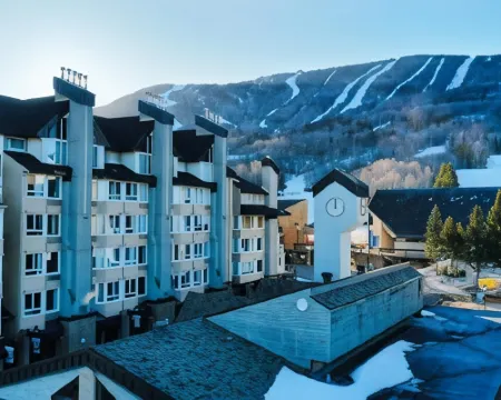 イベルジュモ モン サンタンヌ ボーブレのホテル